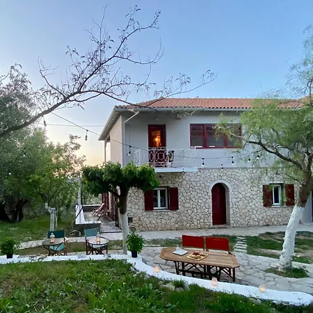σπίτι στην με 4 & πανοραμική θέα, I * Κατούνα
